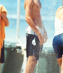 Hotties 5aca65f8d9de6.jpg