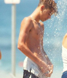 Hotties 5aca65fe68ec1.jpg