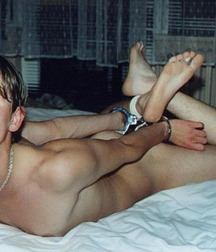 Slaves to Pleasure I 55eacc76e8c1c.jpg