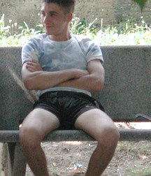 BRING BACK SHORT SHORTS 3 580d33ee471df.jpg