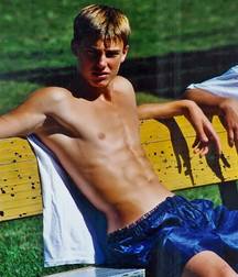 BRING BACK SHORT SHORTS 4 580fcc4de6b90.jpg