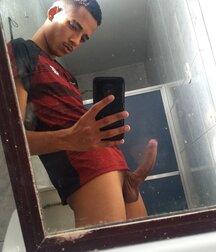 Boys mix gay porn huge cocks selfies 61f30e05b4001.webp