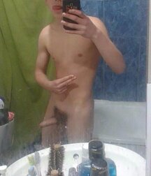Boys mix gay porn huge cocks selfies 61f30e42d0c27.jpg