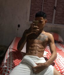 Hot boys big cocks selfie gay porn 6221c30700ff0.jpg
