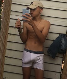 Hot boys big cocks selfie gay porn 6221c3325f25c.jpg