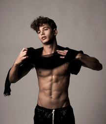 Delicious Bonbons! 5c396effc372c.jpg