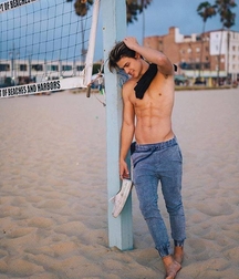 Delicious Bonbons! 5c396fe21b505.jpg