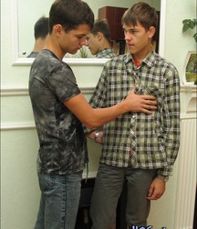 Roma &Ton 5bb118161aa43.jpg