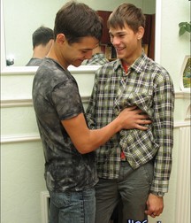 Roma &Ton 5bb118178cf7c.jpg