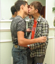 Roma &Ton 5bb1182555134.jpg