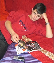 Russians teens 5bb11b3c0a525.jpg