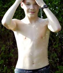 Candies From The Net 24 62781c1b8946c.jpg