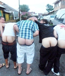 Cute guys 5eefe8cf680b7.jpg
