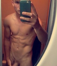 NeneSelfiesVarius 58ff015d3cd7a.jpeg