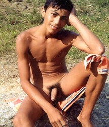 Retro (Colour) Outdoors 5b4a702908362.jpg