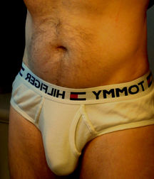 tempting 5dd153ae6d364.jpg