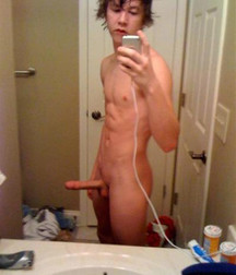 blonde twinks 586141970a5ee.jpg