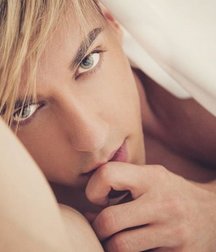 Erotic and Sexy Headshots 58d6987dcb889.jpg