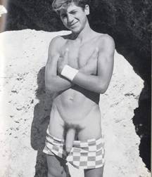 Naked Black and White Boys I 5a43a33359beb.jpg