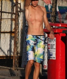 Dicks, Bulges and Speedos 5e45d25412496.jpg