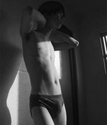 Boy Bulges Gay Tube II 5fe7d9bede87f.jpg