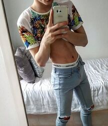 Boy Bulges Gay Tube II 5fe7d9faab2d0.jpg