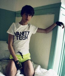 Random Sexiness Twink Tube Boys 61428b59ed90f.jpg