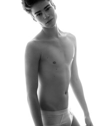 Random Sexiness Twink Tube Boys 61428ba2781fc.jpg
