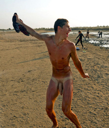 Naked str8 friends 3 57c1ebd2ca01a.jpg