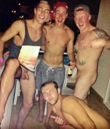 Naked str8 friends 5 57c5e413e1029.jpg