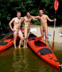 Naked str8 friends 7 57cc914422154.jpg