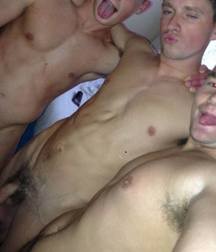 Naked str8 friends 9 57d56e65095c3.jpg