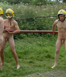 Naked str8 friends 18 58233de87a6b6.png