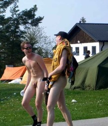 Naked str8 friends 30 587690af373b9.jpg