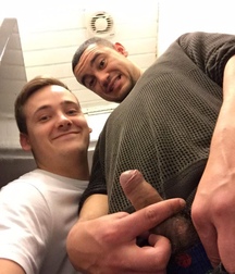 Naked str8 friends 32 587fbf4821b71.jpg