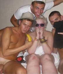 Naked str8 friends 35 58a1f642778b9.jpg