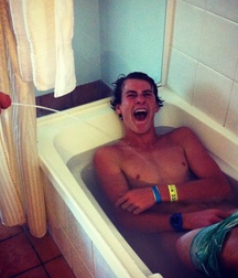 Naked str8 friends 36 58b080783f7e0.jpg