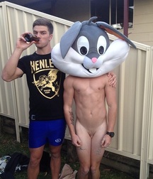 Naked str8 friends 42 58dfe2ffda301.jpg