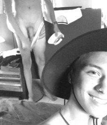 Naked str8 friends 43 58e39dbaa1713.jpg