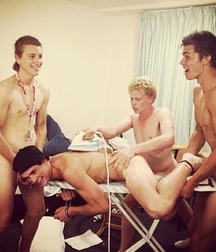 Naked str8 friends 46 58f52ec076219.jpg