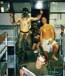 Naked str8 friends 74 59a09c61e13a9.jpg