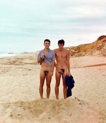 Naked str8 friends 77 59bac94d61324.jpg
