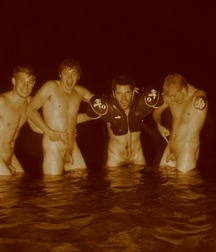 Naked str8 friends 79 59c8f713ec482.jpg