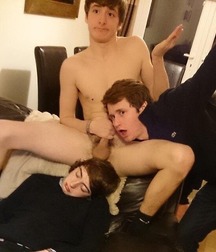 Naked str8 friends 79 59c8f784bb8e5.jpg