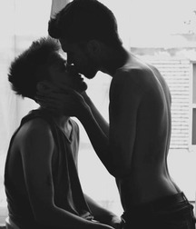 Love guys 2 570d075a5d980.jpg