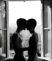 Love guys 2 570d0789b6f84.jpg