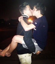 Love guys 2 570d07acdb8a7.jpg