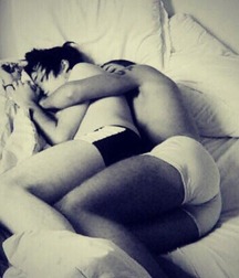 Love guys 2 570d07e4f1a1b.jpg