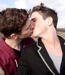 Love guys 2 570d0821ad0ed.jpg