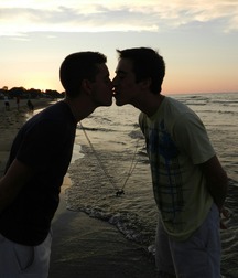 Love guys 2 570d0824d9751.jpg